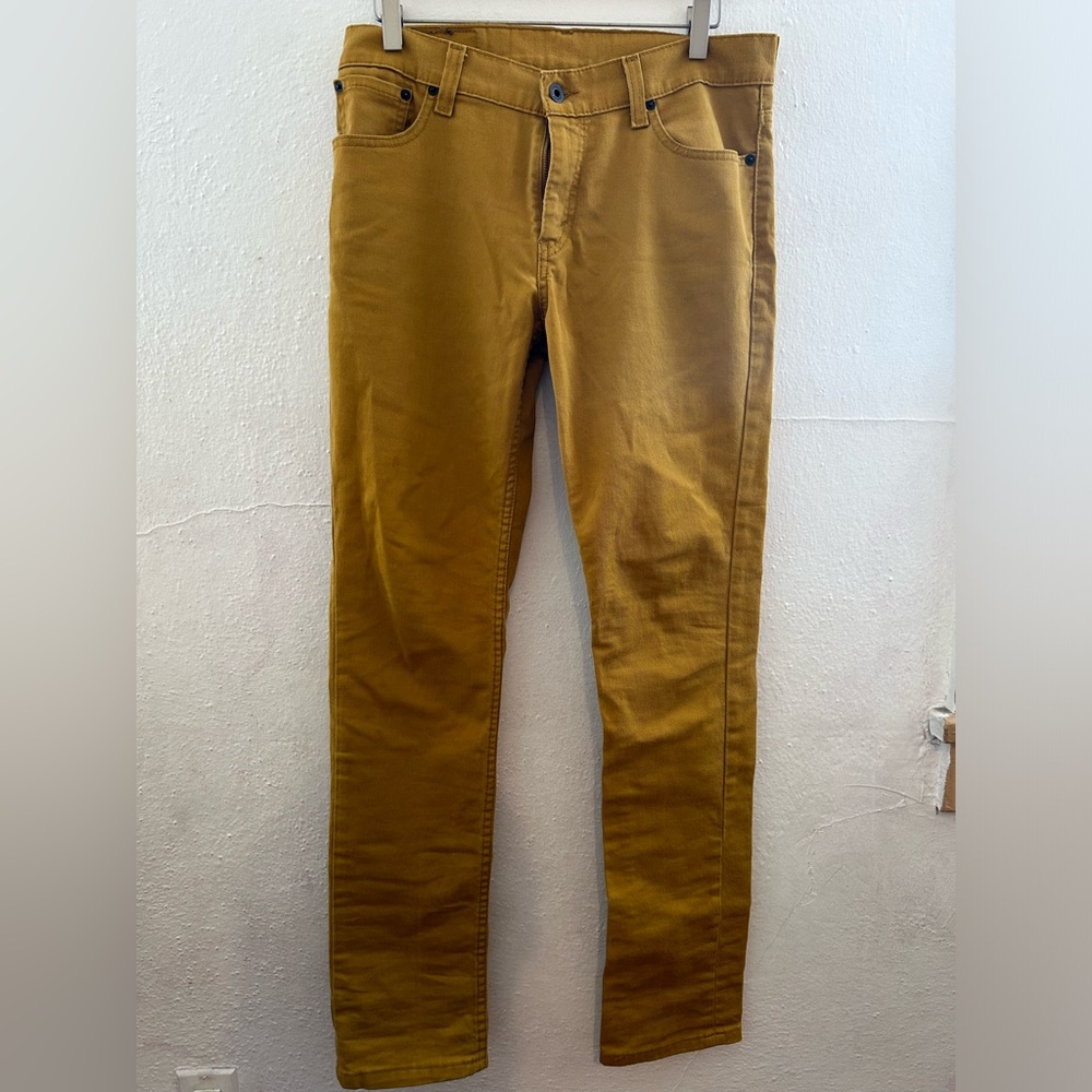 Levi’s 510 mustard yellow 31x32